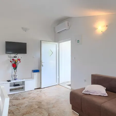 Apartmán Mirjana *